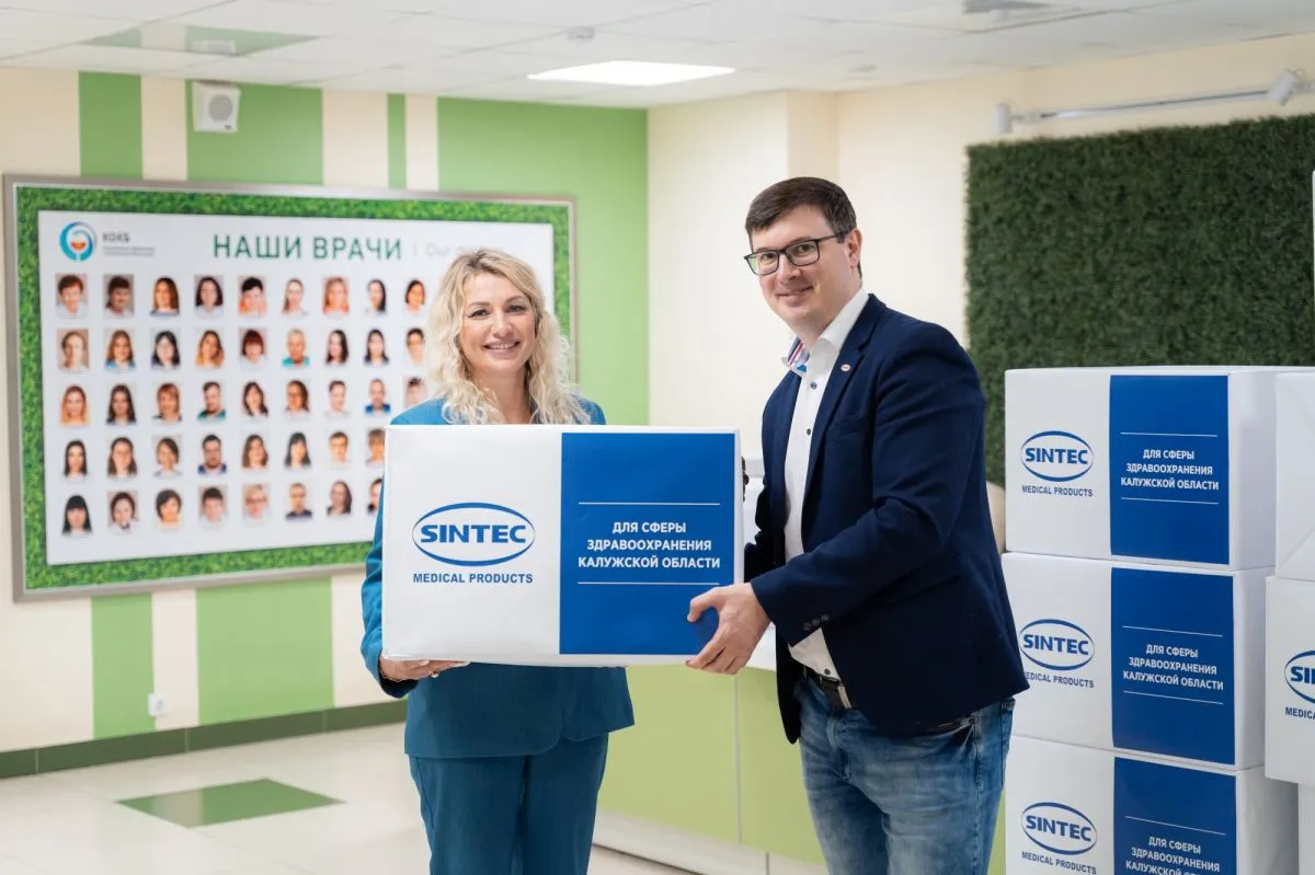 SINTEC GROUP передает 5 млн медицинских масок медучреждениям Калужской области